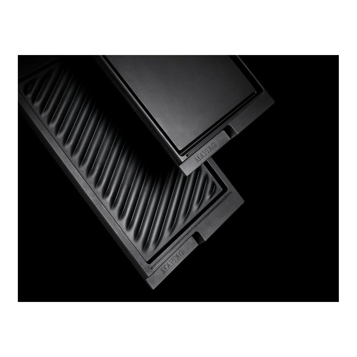 30-Inch Electric Cooktop with Reversible Grill and Griddle