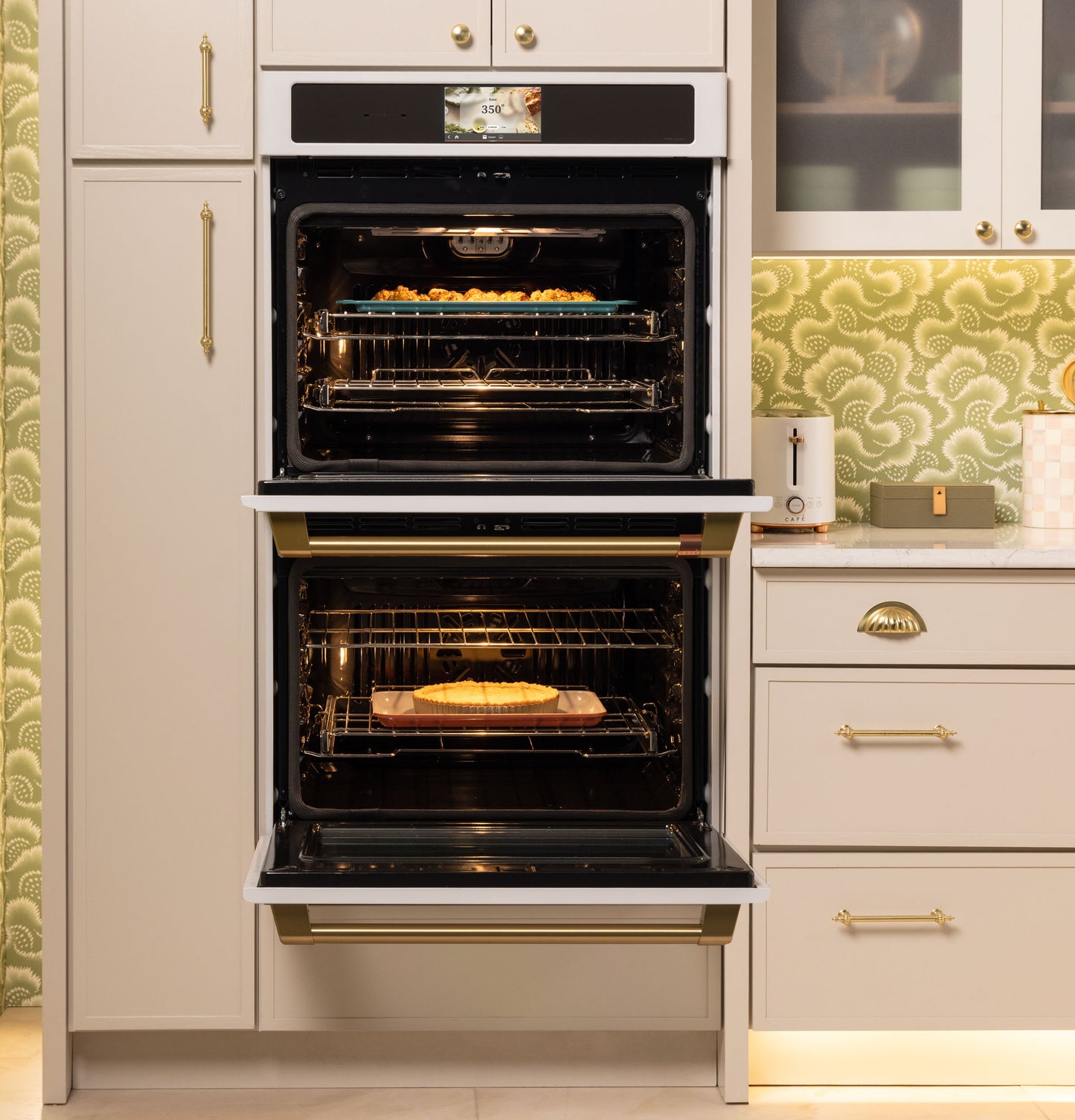 CAFÉ™ Professional Series 30" Smart Built-In Convection Double Wall Oven