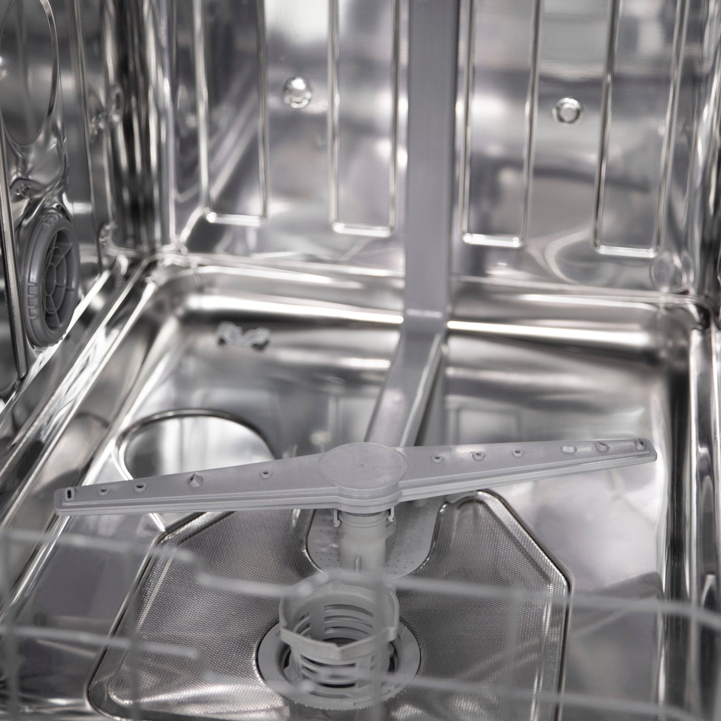 Avanti 18" Built In Dishwasher - Stainless Steel
