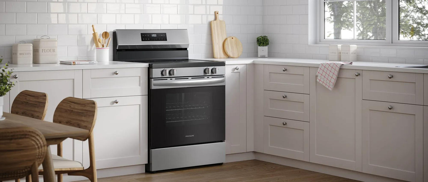 30" Electric Range with the EvenTemp®