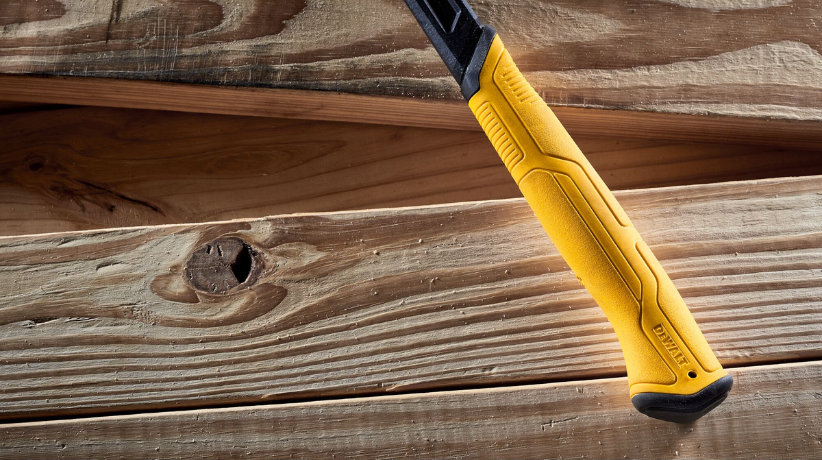 DEWALT 22 oz. Milled Steel Framing Hammer