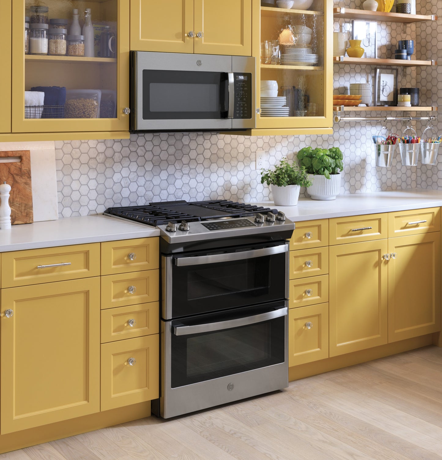 GE 30" Slide-In Front Control Gas Double Oven Range