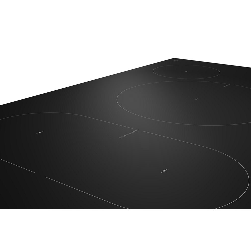 30" Intelligent Induction Cooktop with Temp Cook™ Technology