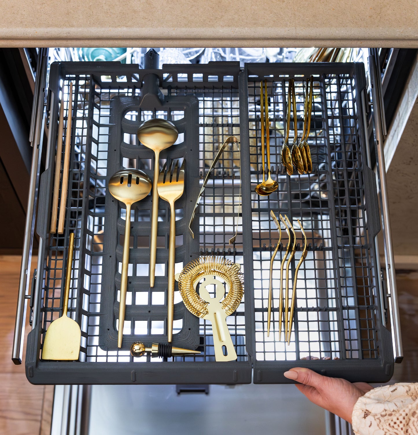 Monogram 24" Premium Fully Integrated Dishwasher - Panel Ready