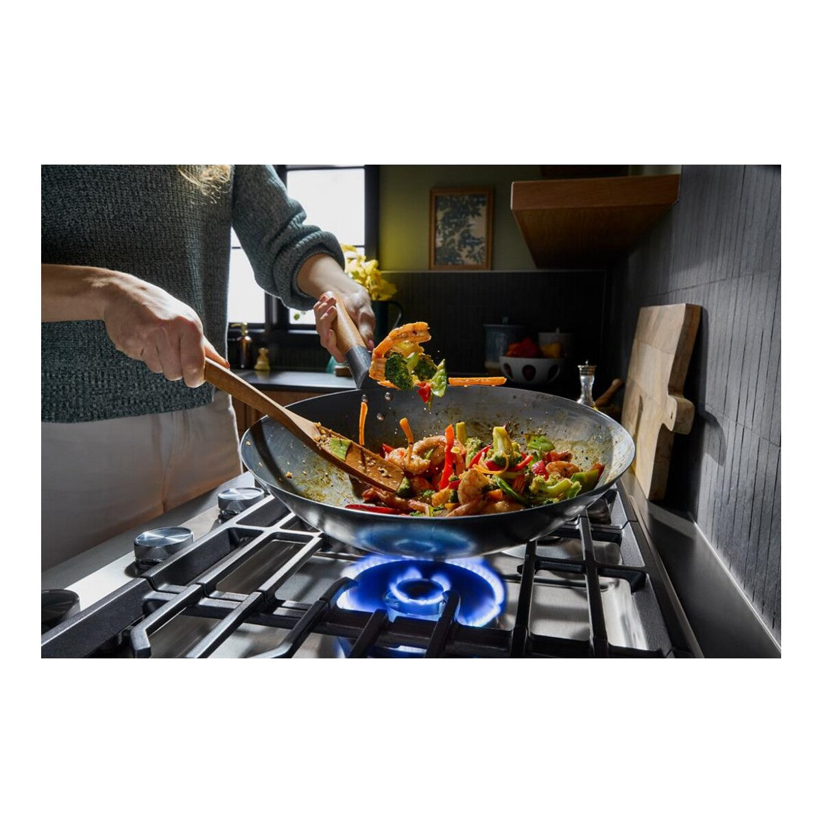 KitchenAid® 30 in. Gas Cooktop with 5 Burners and Integrated Wok Grate