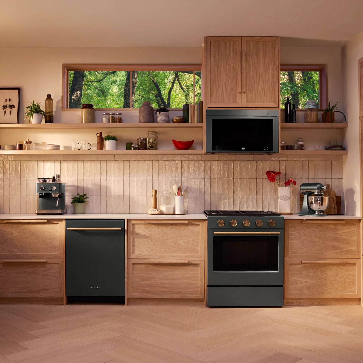 Multifunction Over-the-Range Microwave Oven with Infrared Sensor Modes
