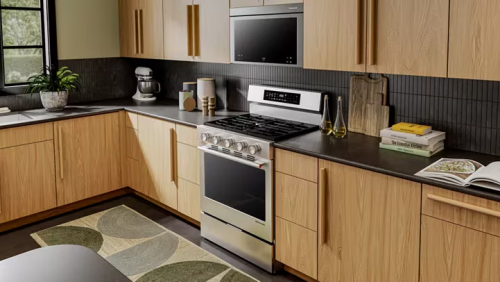 5.0 Cu. Ft. Smart Freestanding Gas Range with Convection Cooking Modes
