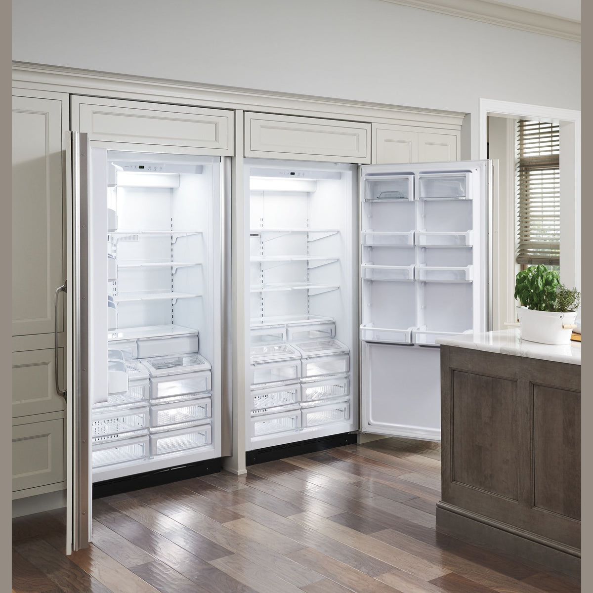 Monogram 36" Built-In All Refrigerator