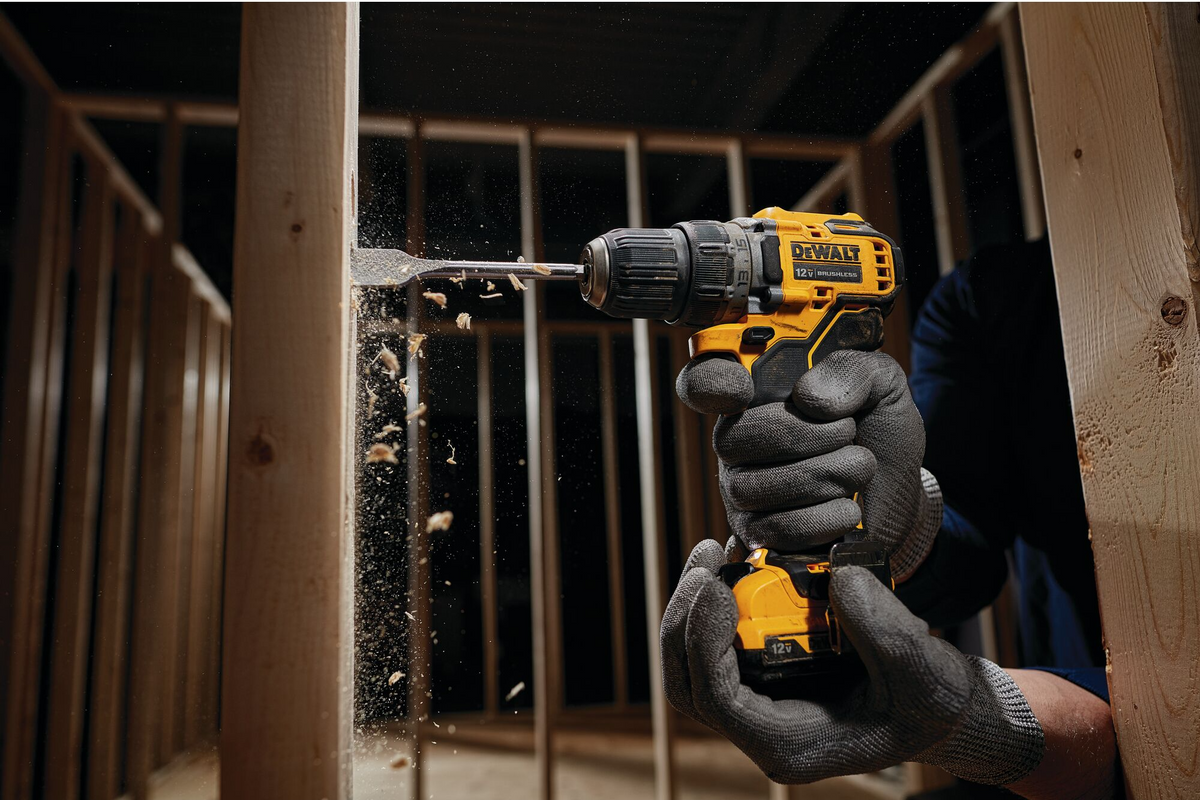 DEWALT 20V MAX* XR® Brushless Cordless 1/2" Hammer Drill/Driver (Tool Only)