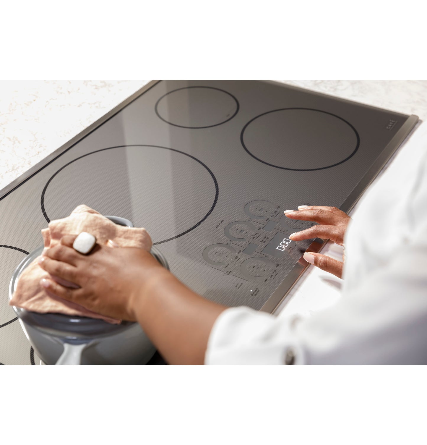 CAFÉ™ Series ENERGY STAR® 36" Built-In Touch Control Induction Cooktop