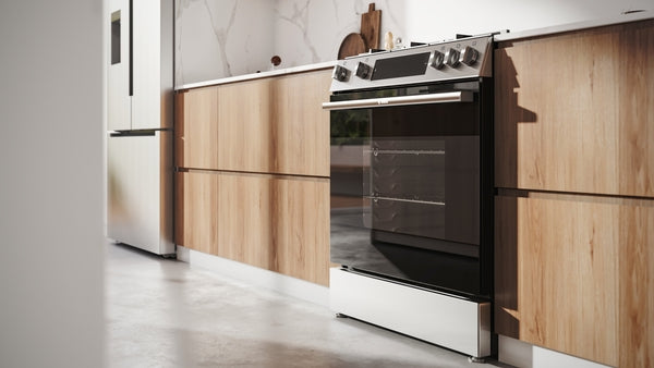 100 Series, Freestanding Gas Range, Stainless Steel