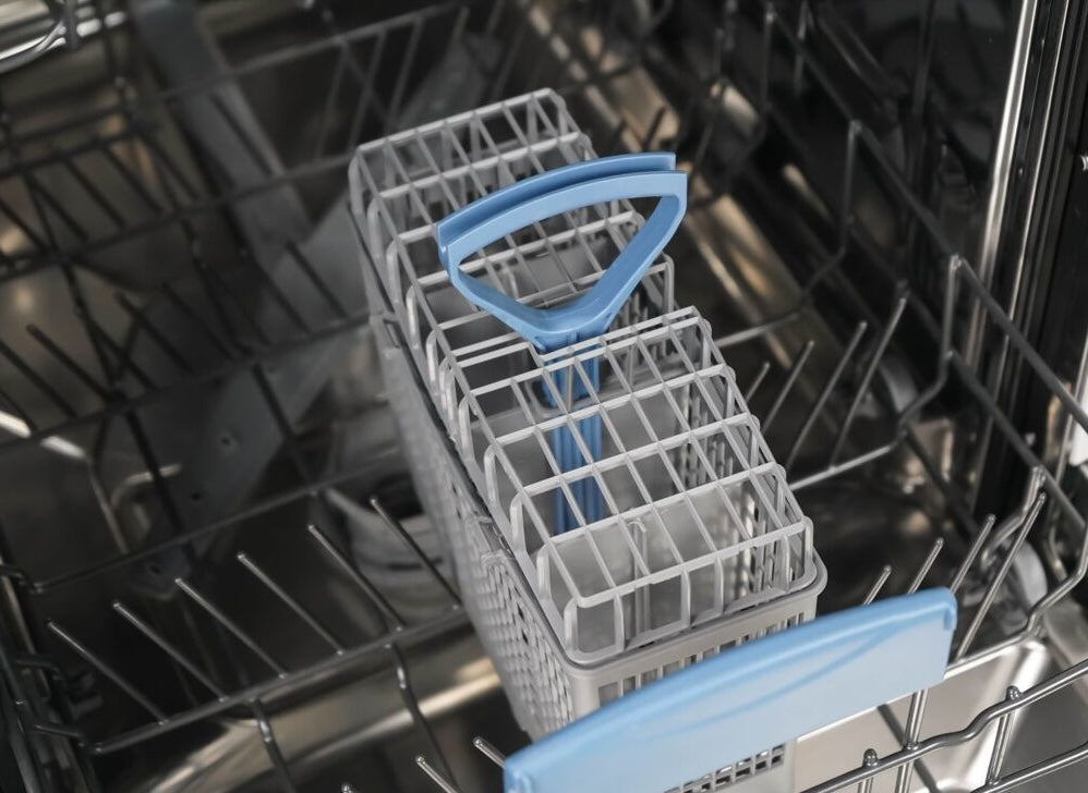 18" Built-In Dishwasher, 10 Place Settings, 4 Wash Programs, ESTAR