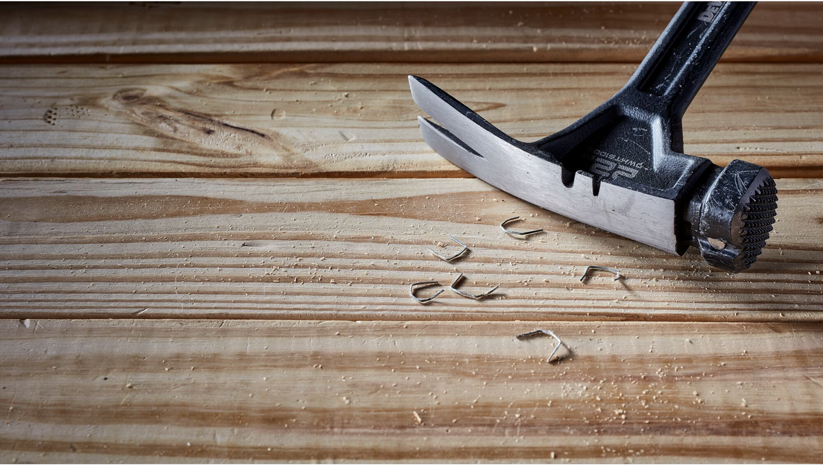 DEWALT 22 oz. Milled Steel Framing Hammer