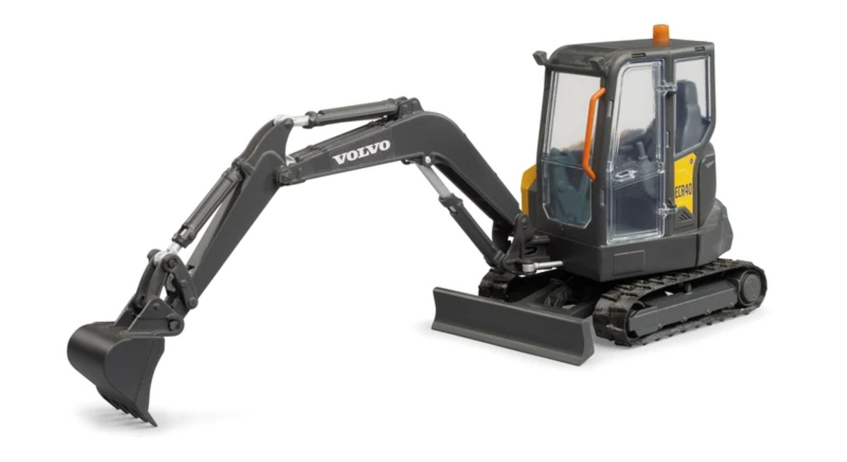 Bruder 02465 Volvo Compact Excavator ECR40