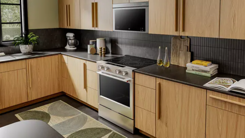 5.3 Cu. Ft. Smart Slide-in Electric Range with Convection Cooking Modes
