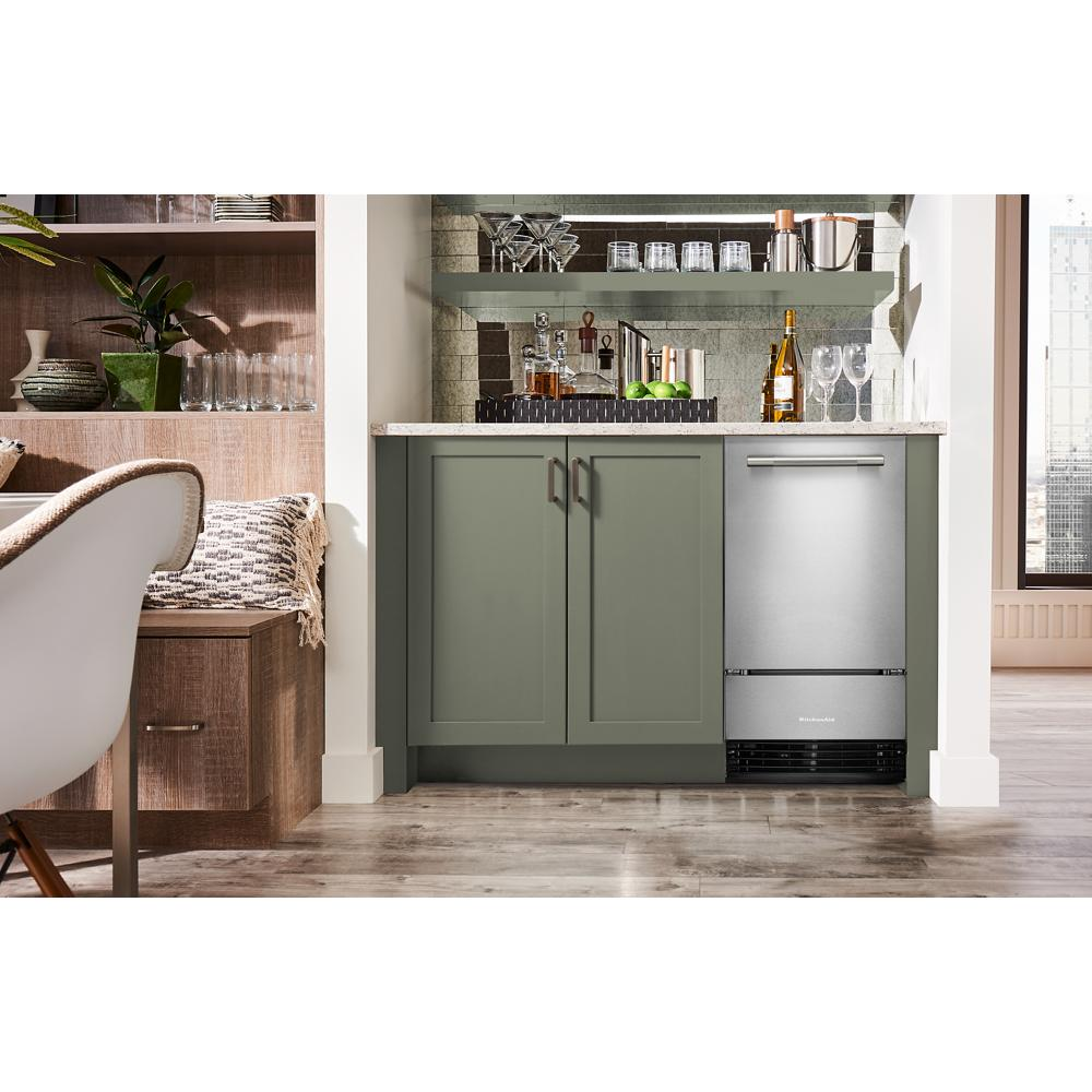 18'' Automatic Ice Maker with PrintShield® Finish
