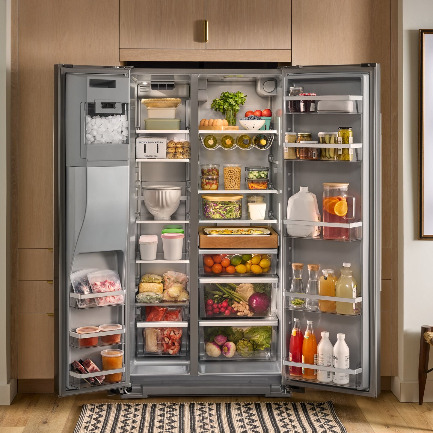 28.7 Cu. Ft. Side-by-Side Refrigerator with Panoramic LED Lighting