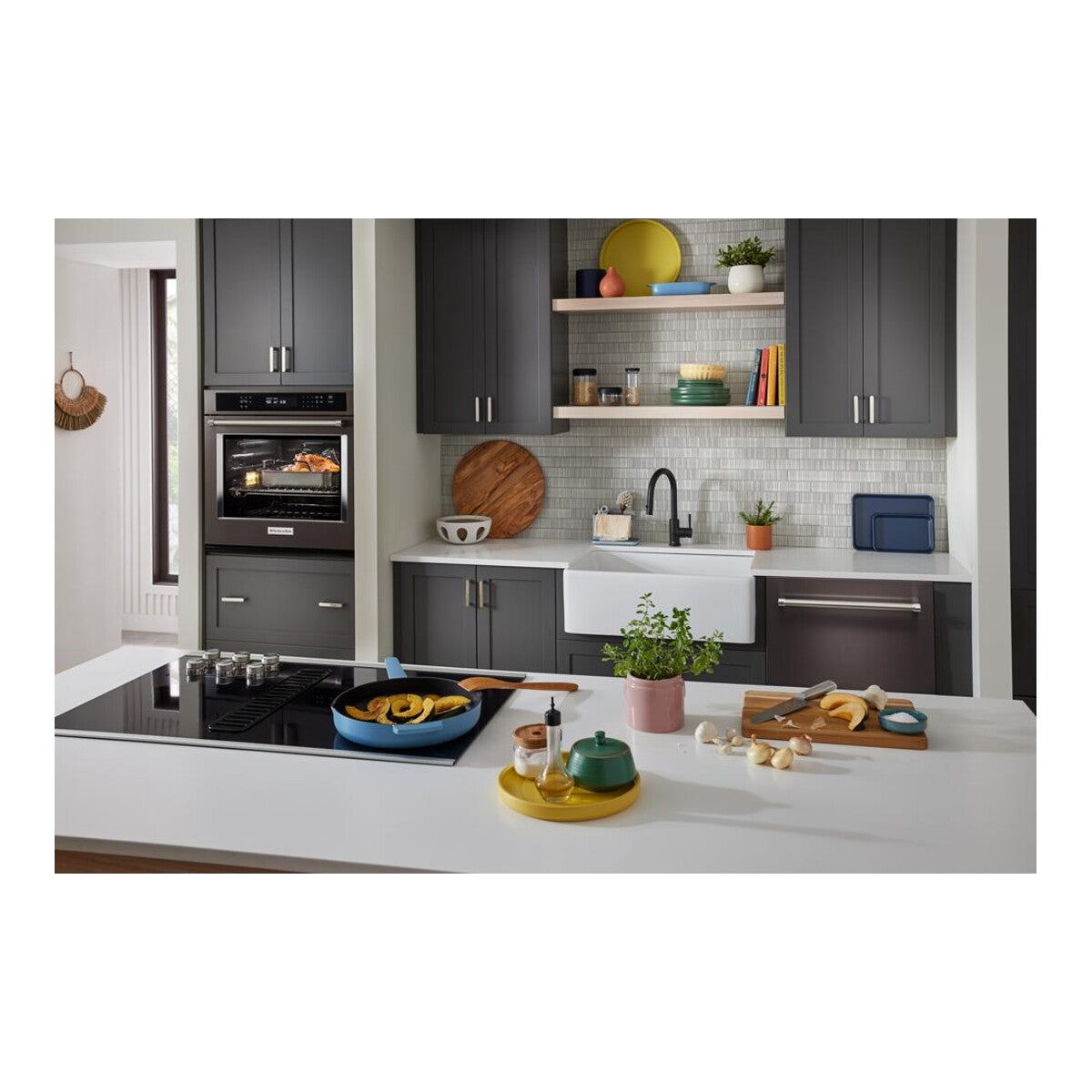 36" Electric Downdraft Cooktop with 5 Elements