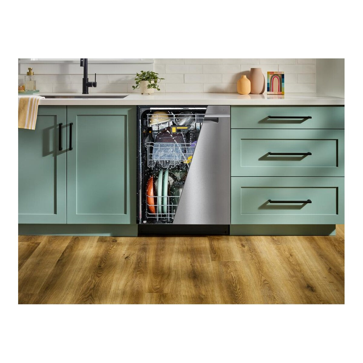 Whirlpool® 24-Inch Top Control Dishwasher with Total Coverage Wash and Auto Open Air Dry in Fingerprint Resistant Stainless Steel