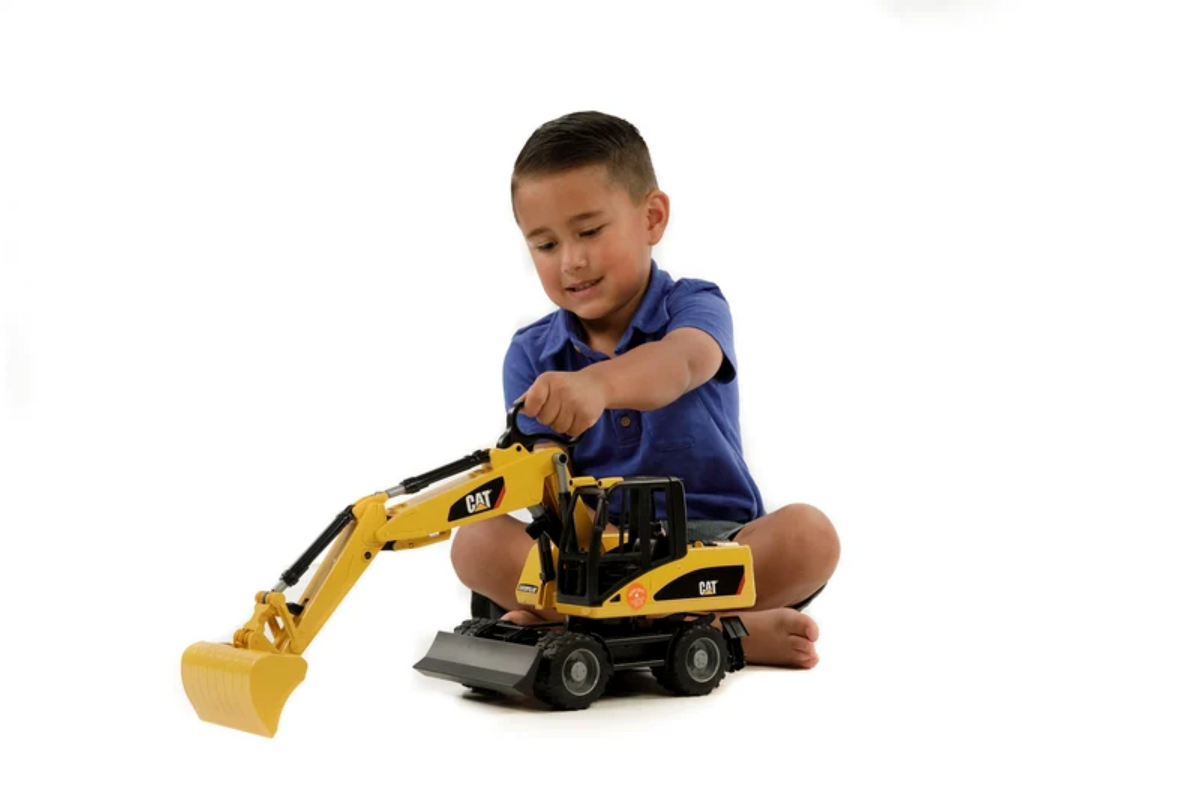 Bruder Caterpillar Wheel Excavator