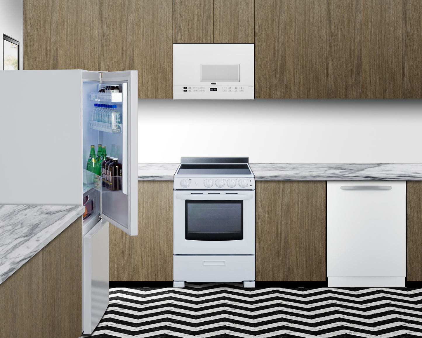 28" Wide Bottom Mount Refrigerator-Freezer