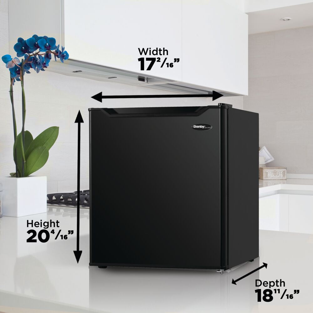 1.6 CuFt. All Refrigerator, Auto Defrost, Wire Shelves, Energy Star