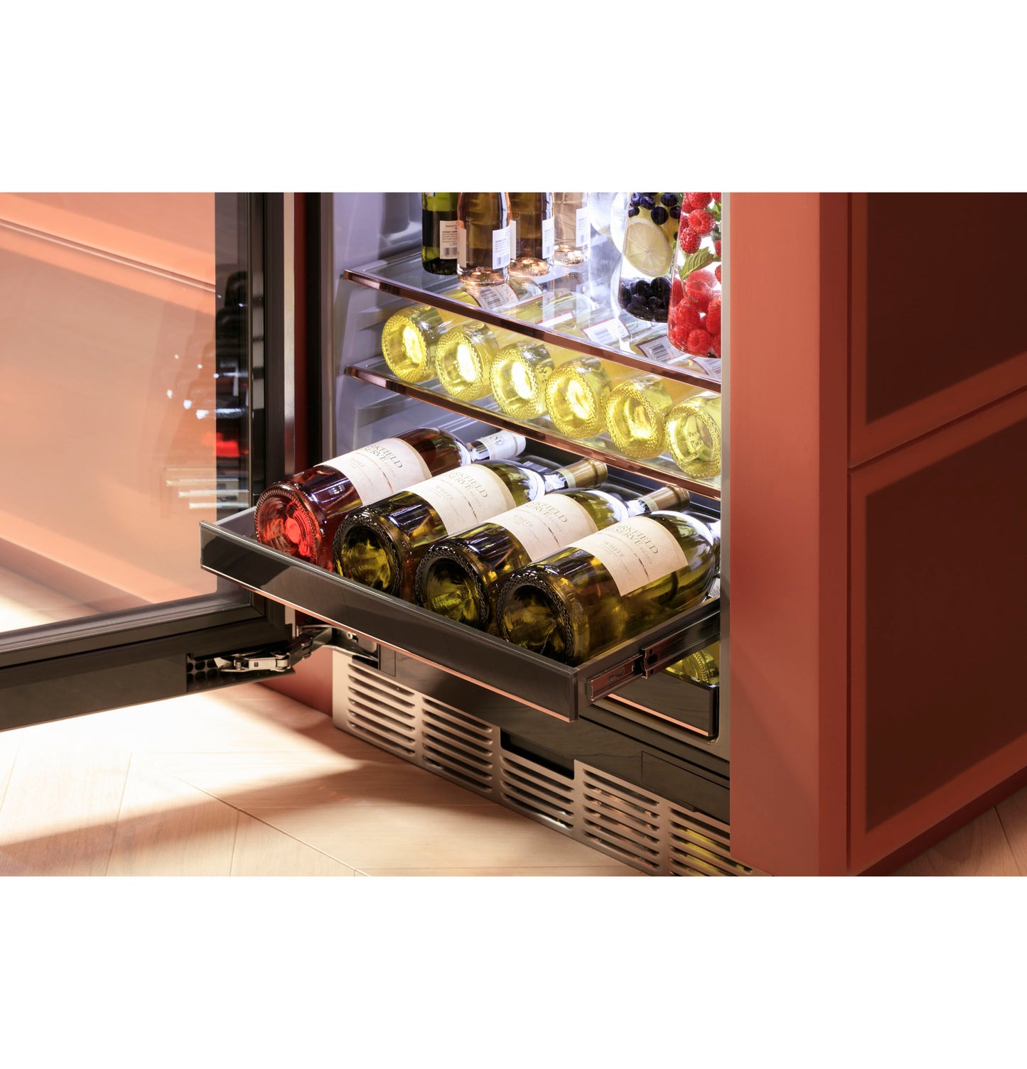 CAFÉ™ ENERGY STAR® 126-Can or 14-Bottle Beverage Center in Platinum Glass