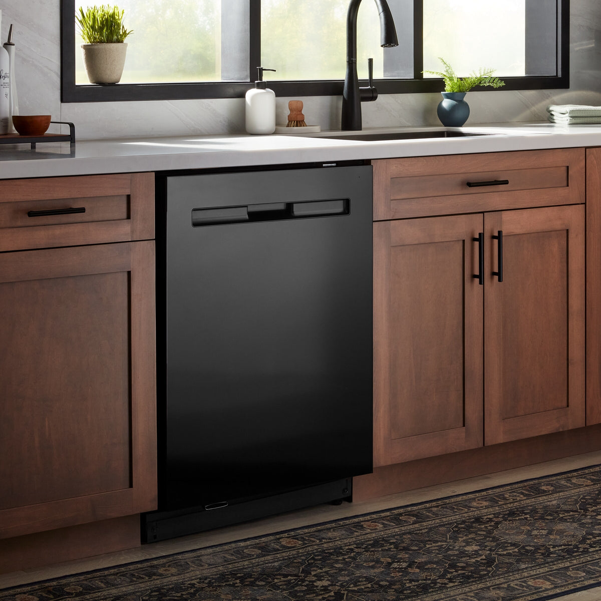 24" Top Control Dishwasher with PowerBlast® Cycle and PowerDry