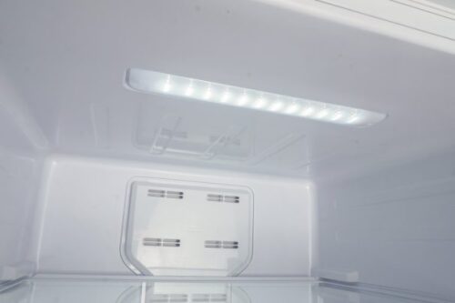 17 cuft Apartment Size Refrigerator, Two See-Thru Crispers, ESTAR