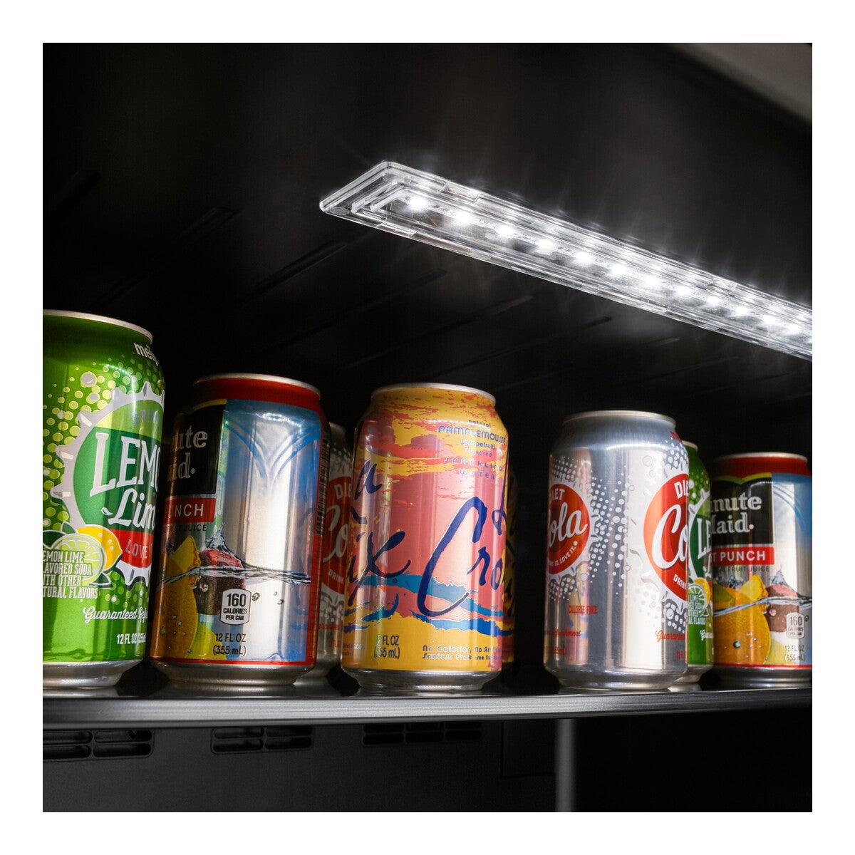 24-inch Wide Undercounter Beverage Center - 5.2 cu. ft.