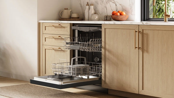 300 Series, Dishwasher, 24'', Black