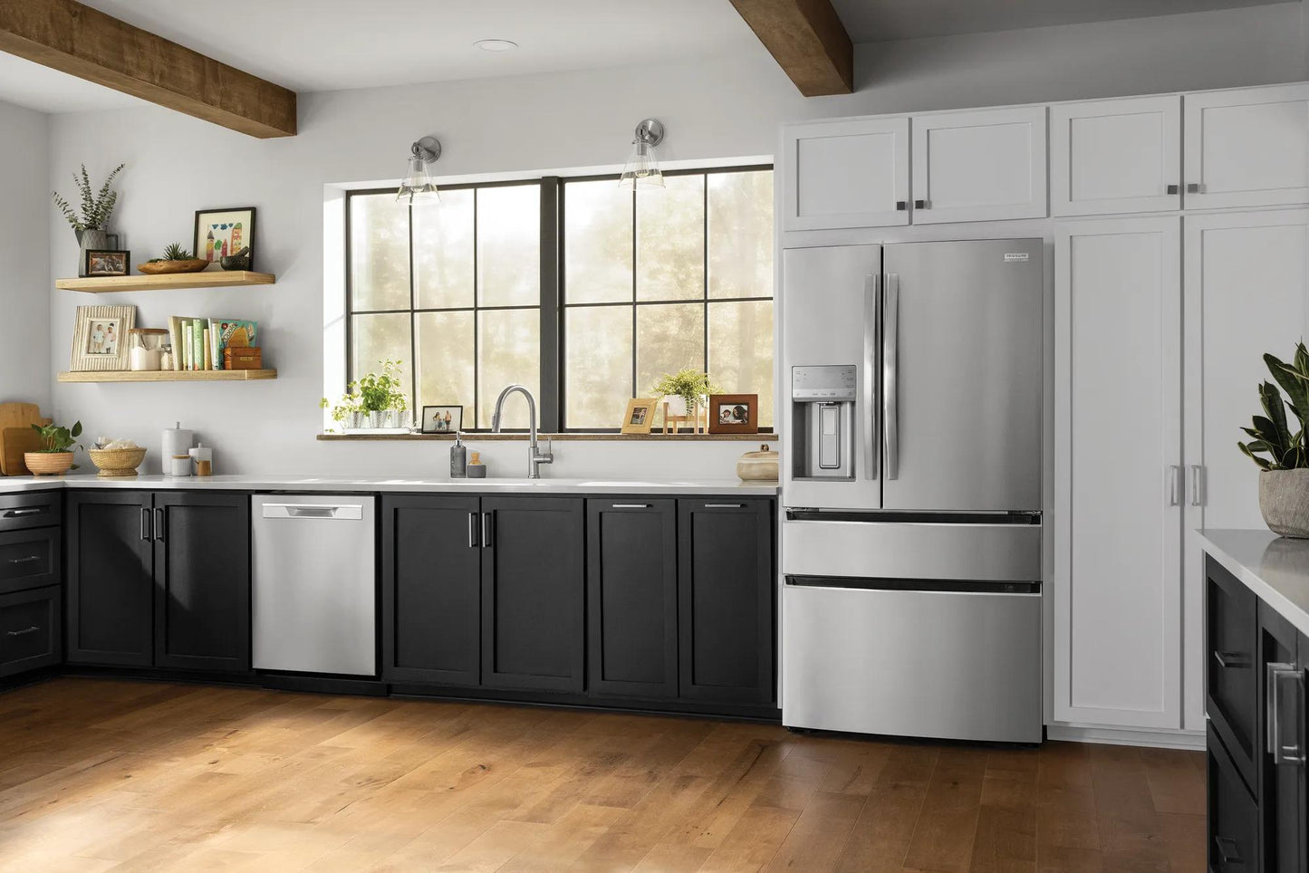 26 Cu. Ft. Standard-Depth 4-Door French Door Refrigerator