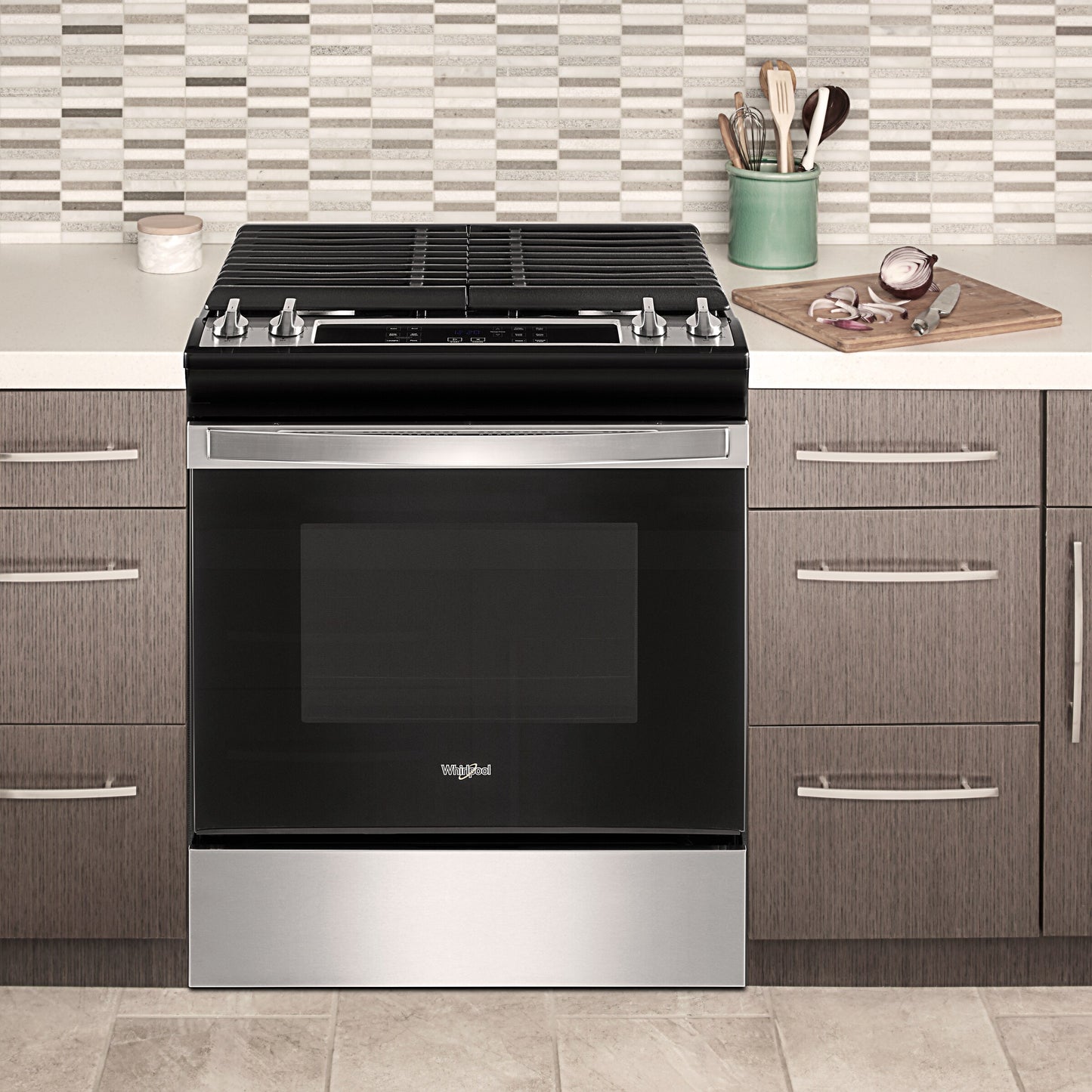 5.0 Cu. Ft. Whirlpool® Gas Range with Frozen Bake™ Technology