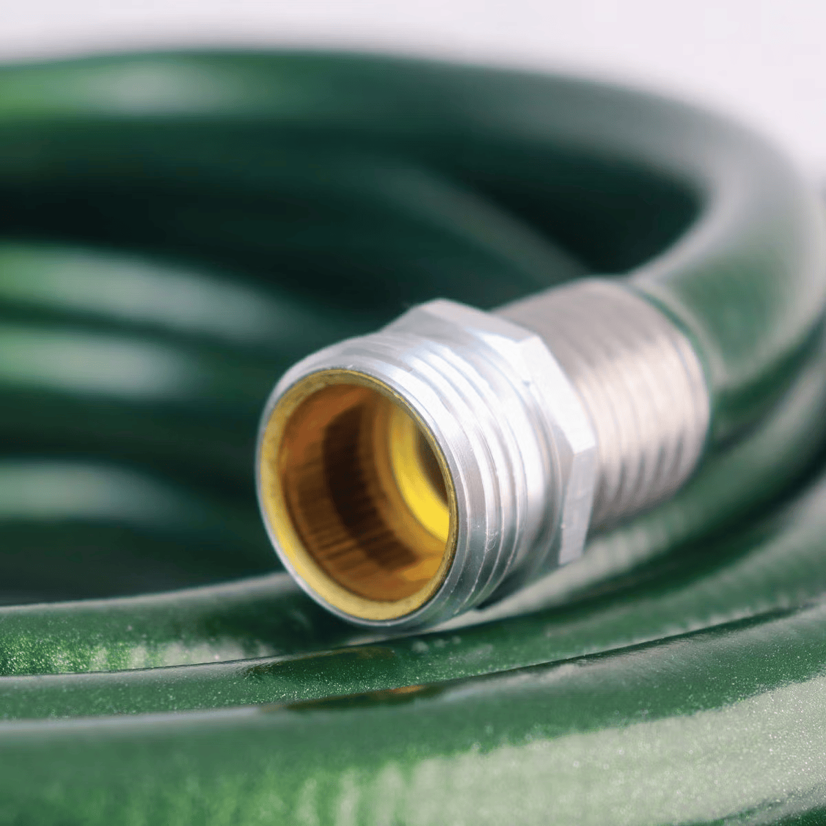 Best Garden NeverKink 5/8" x 100' Heavy-Duty Garden Hose