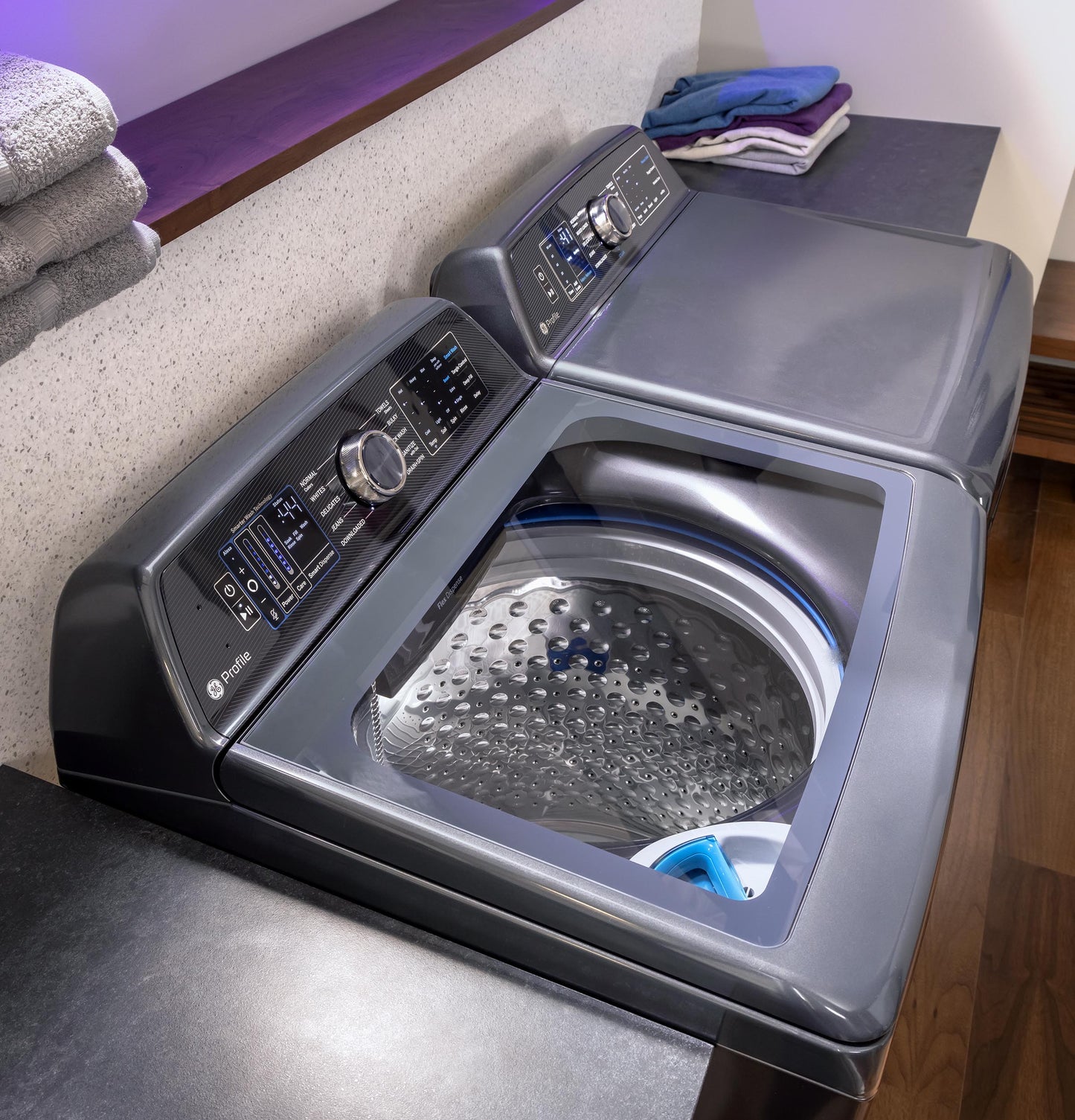 GE Profile™ ENERGY STAR® 7.3 cu. ft. Capacity Smart Gas Dryer with Fabric Refresh