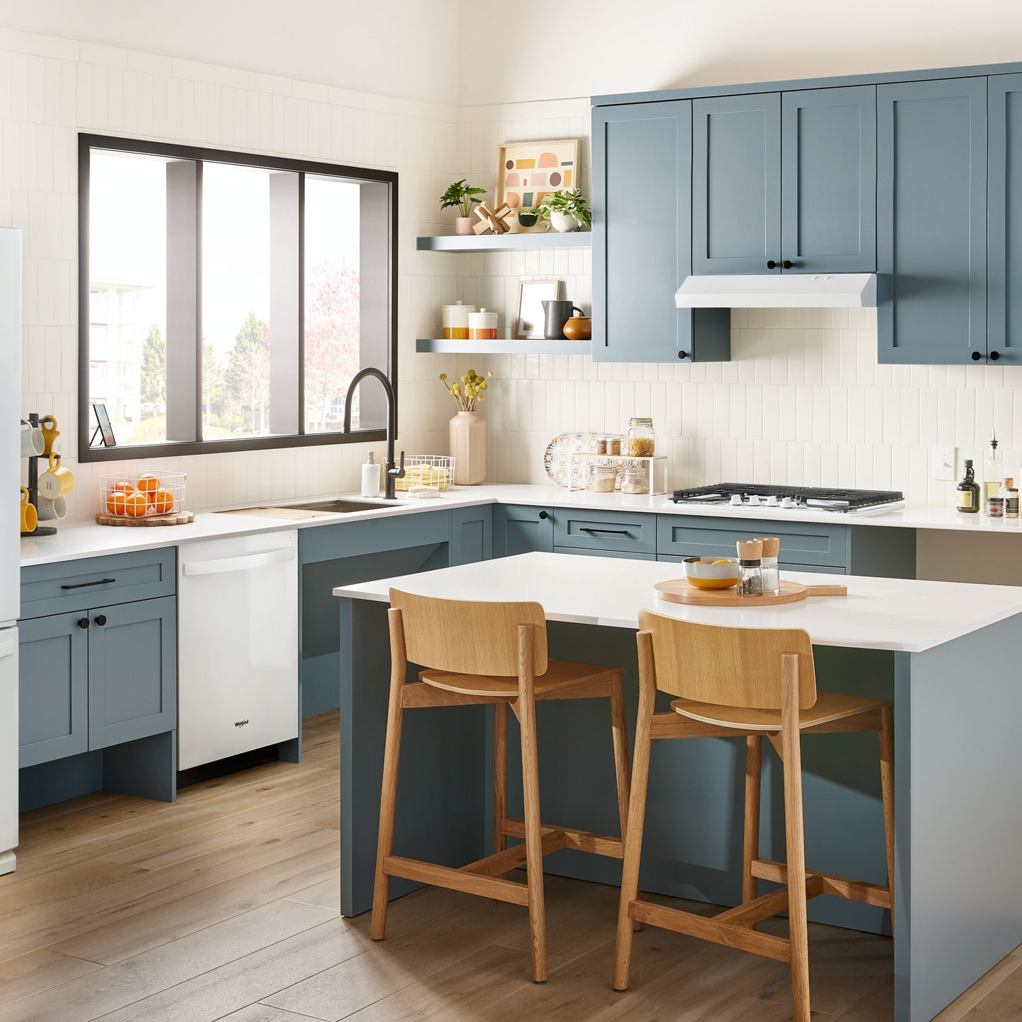 44 dBA ADA Compliant Dishwasher Flush with Cabinets with 3rd Rack