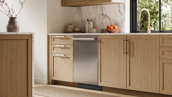 300 Series, Dishwasher, 24'', Stainless Steel Anti-fingerprint