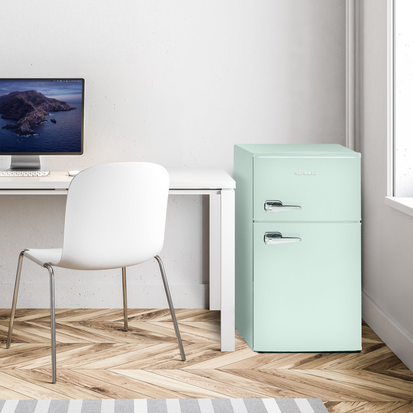 Avanti 3.0 Cu. Ft. Retro Compact Refrigerator - Seafoam Green