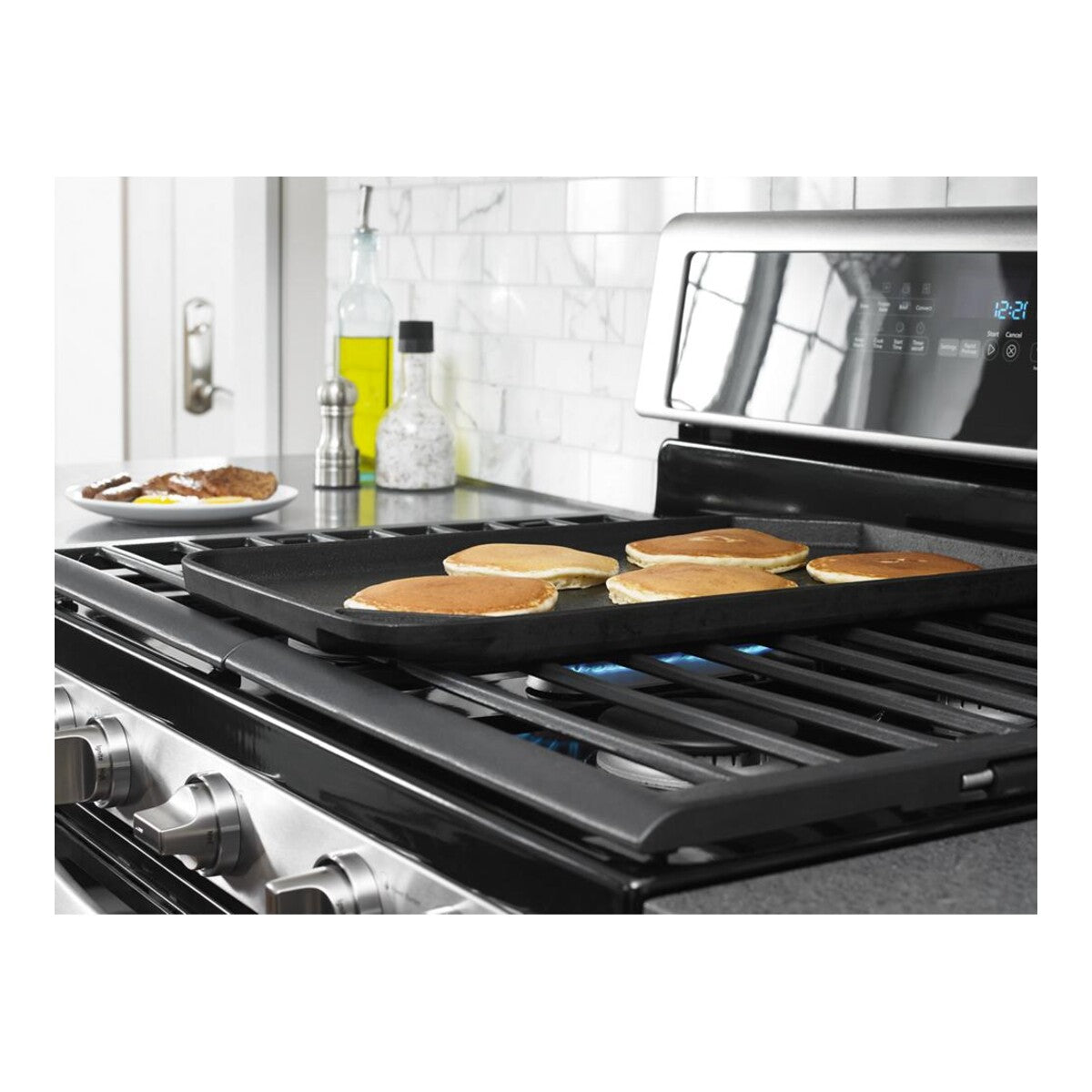 6.0 Cu. Ft. Gas Double Oven Range with EZ-2-Lift™ Hinged Grates
