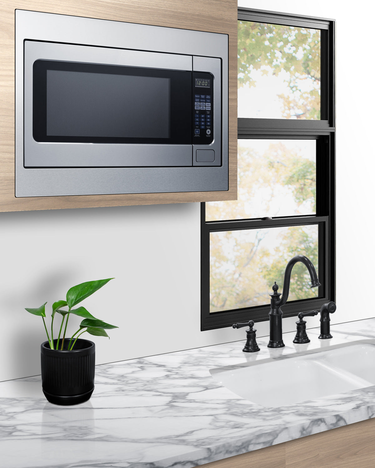 27" Wide Built-In Microwave (Trim Kit Included)