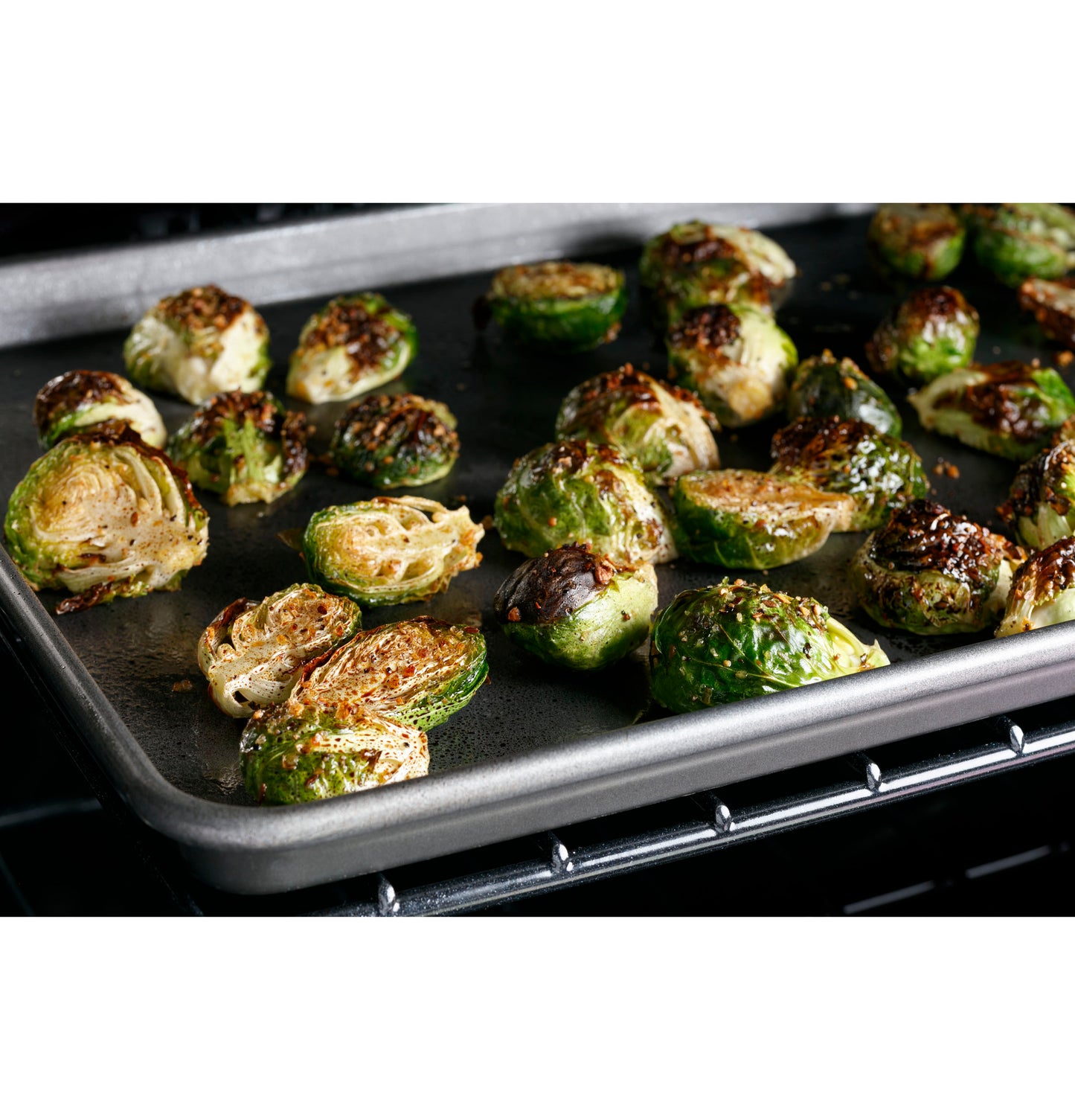 CAFÉ™ 30" Smart Slide-In, Front-Control, Radiant and Convection Range
