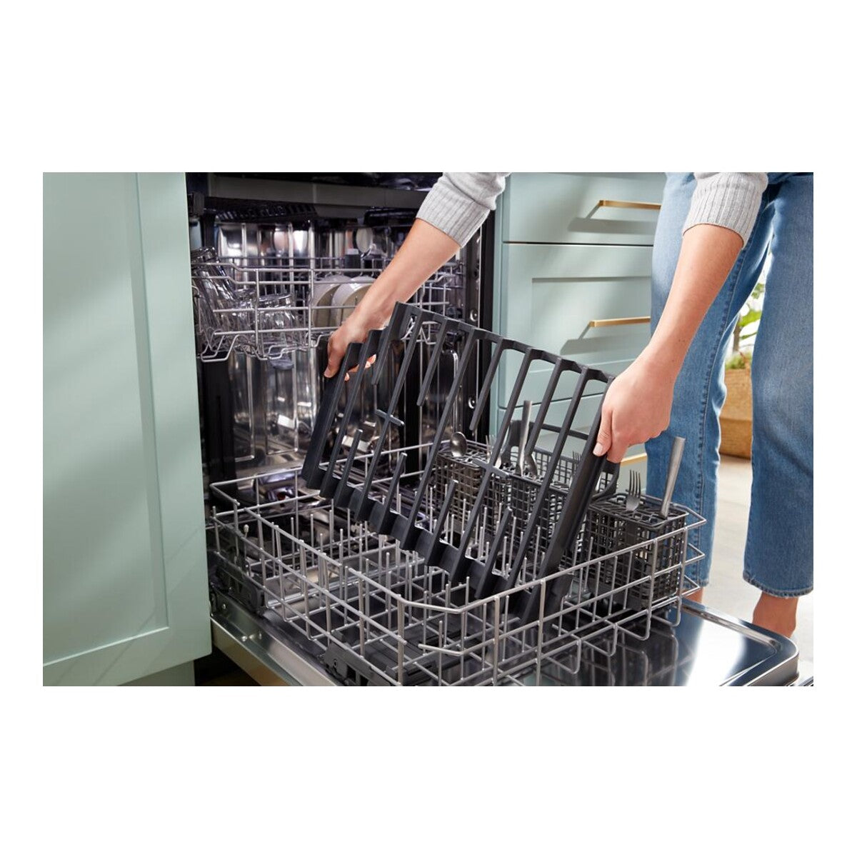 30-inch Gas Range with Crispy Mode and Griddle Zone