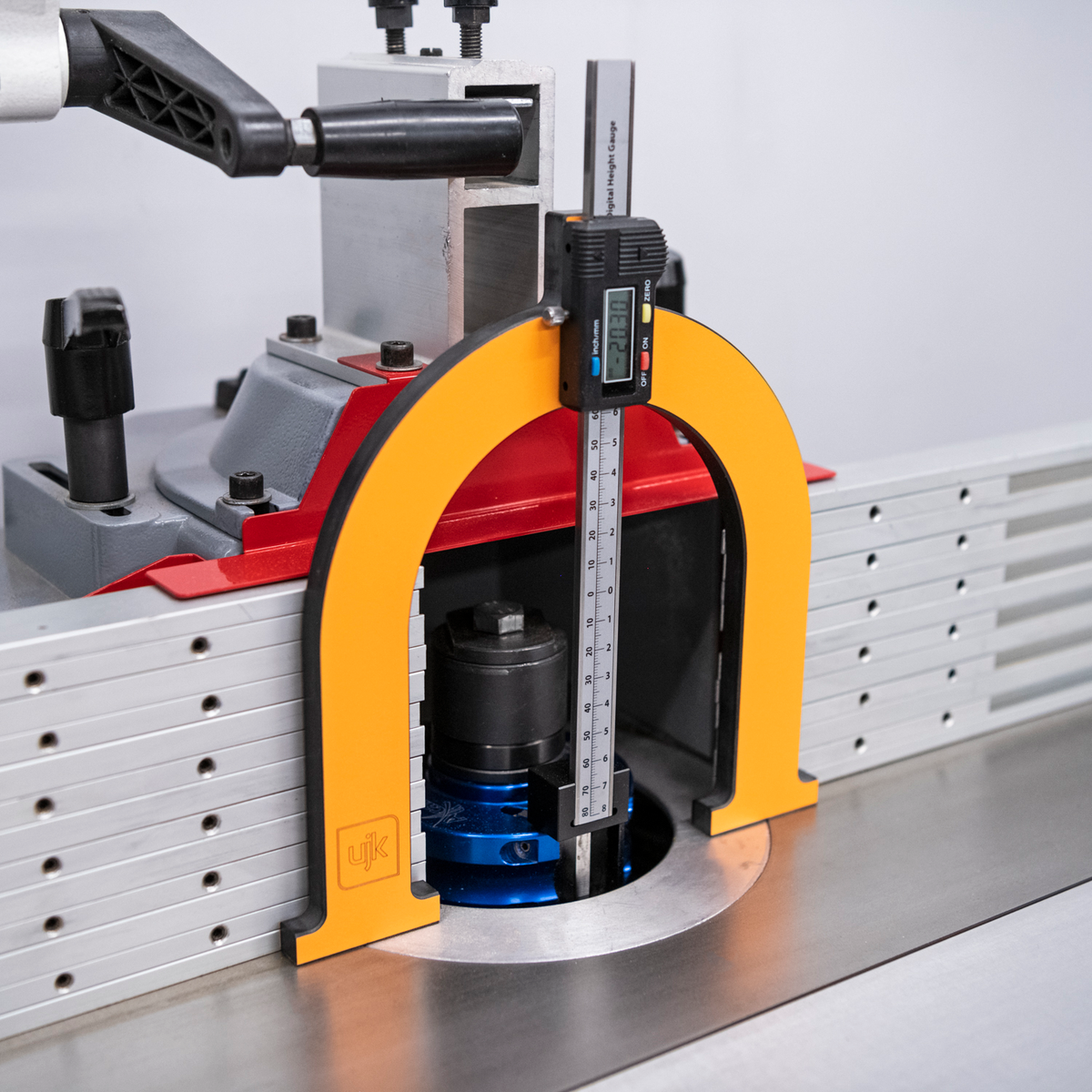UJK Large Digital Height Gauge