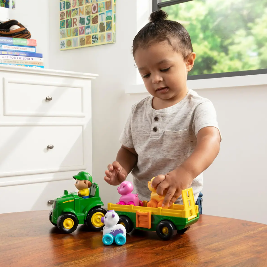 John Deere Farmin' Friends Animal Sounds Wagon Ride