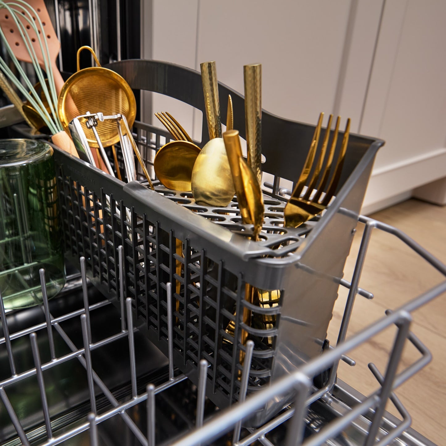 KitchenAid® Third Level Utensil Rack Dishwasher with 30+ Total Wash Jets in PrintShield™ Finish 47 dBA