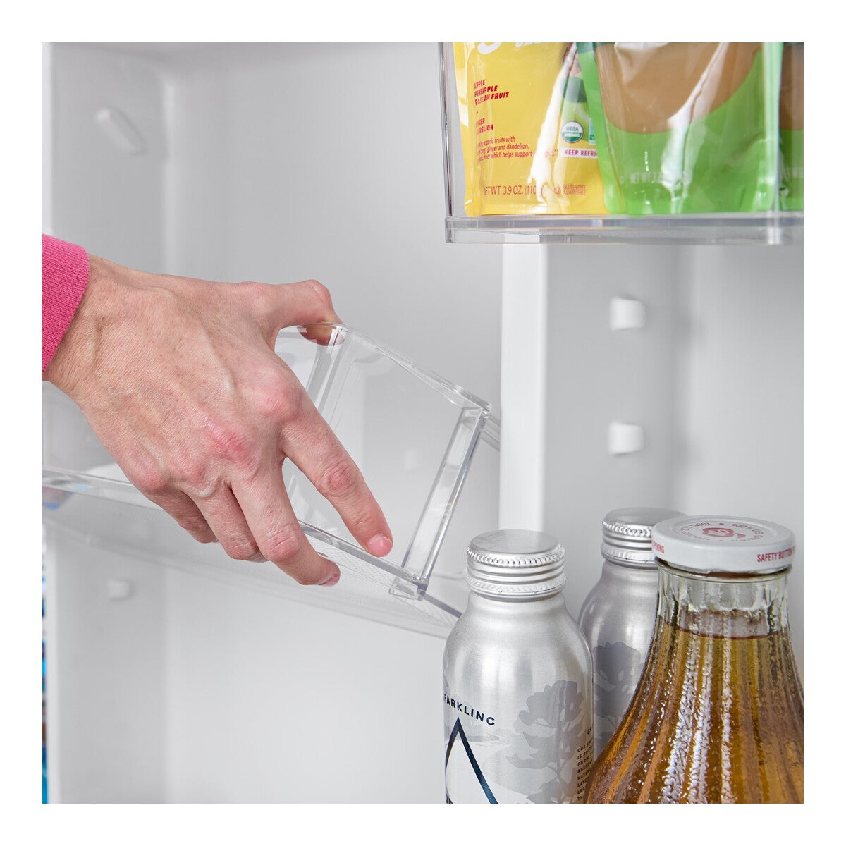 Whirlpool® 33-inch Wide Top Freezer Refrigerator with Total Coverage Cooling- 21.3 Cu. Ft.