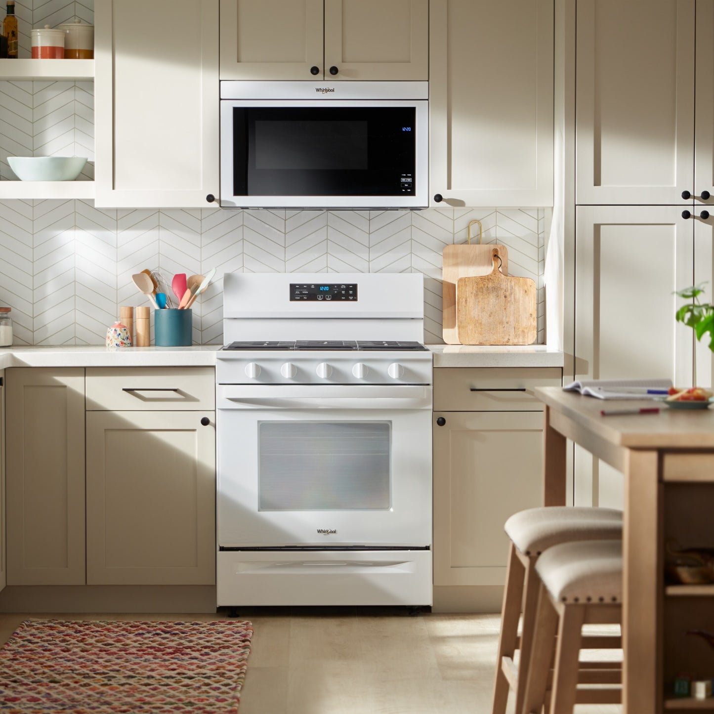 30-inch Gas Range with Air Cooking Technology, No Preheat Air Fry and Air Baking and Self Clean