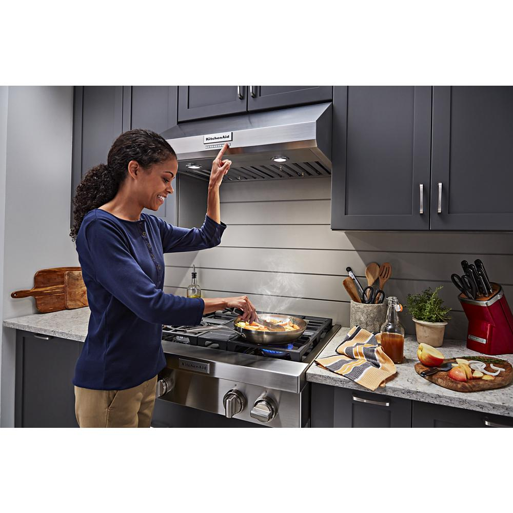 30" 585 CFM Motor Class Commercial-Style Under-Cabinet Range Hood System