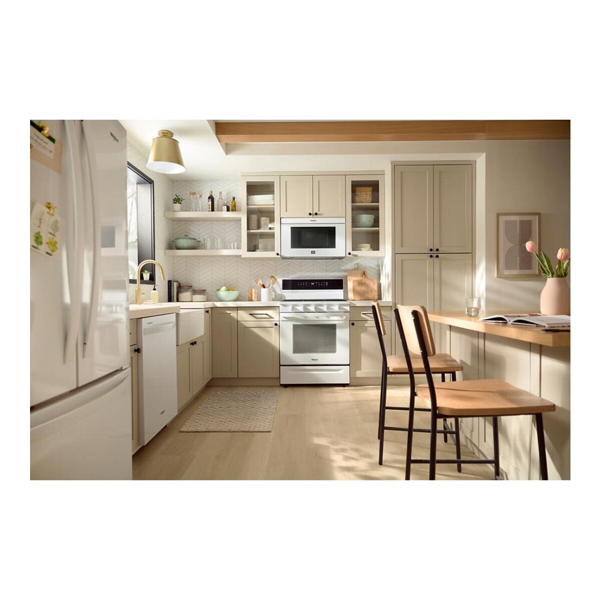 1.1 Cu. Ft. Flush Mount Microwave with Turntable-Free Design