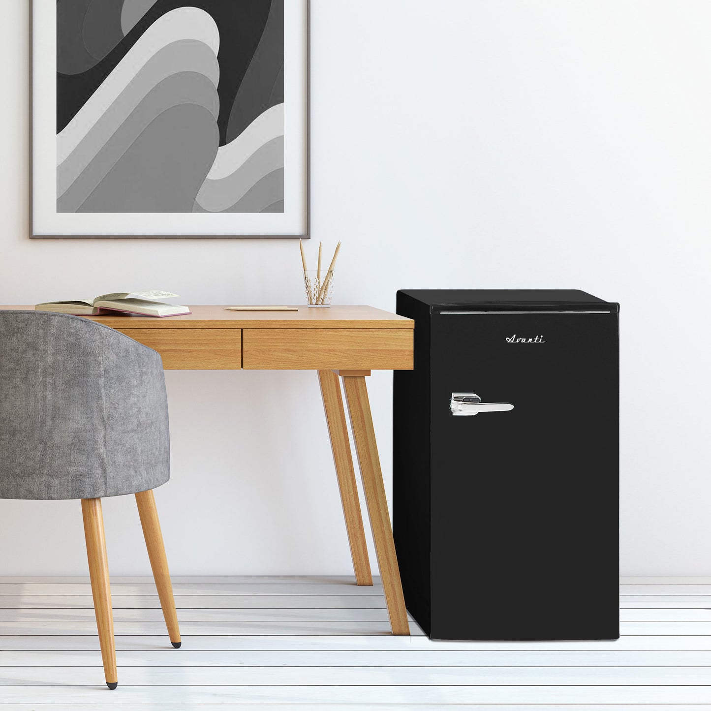 Avanti 3.0 Cu. Ft. Retro Compact Refrigerator - Black